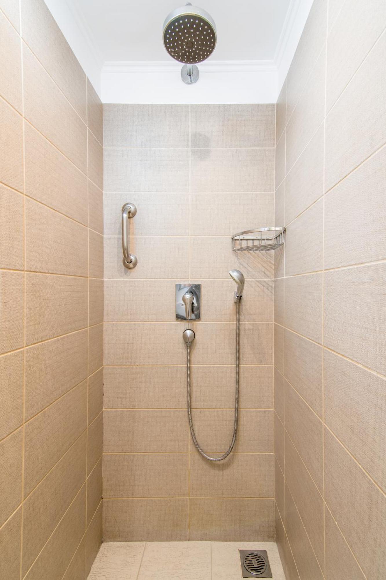 Helion Apartments Гоувия Экстерьер фото